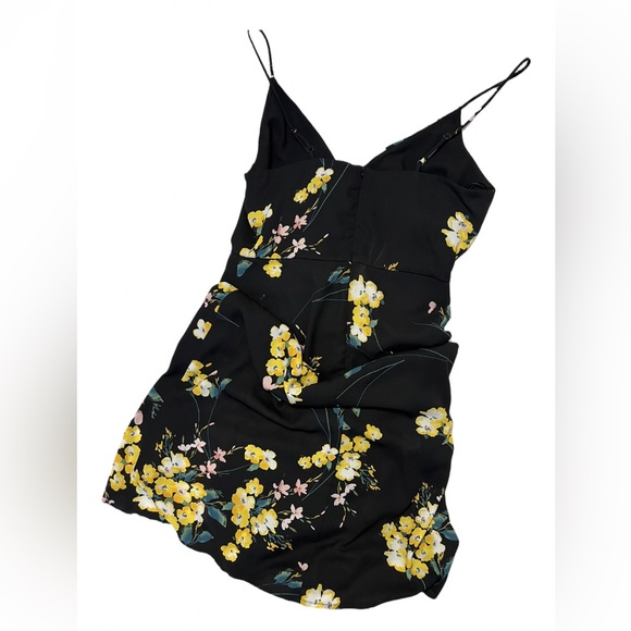 Socialite Sleeveless Tank Floral Dress NWT🌹 - Picture 4 of 7